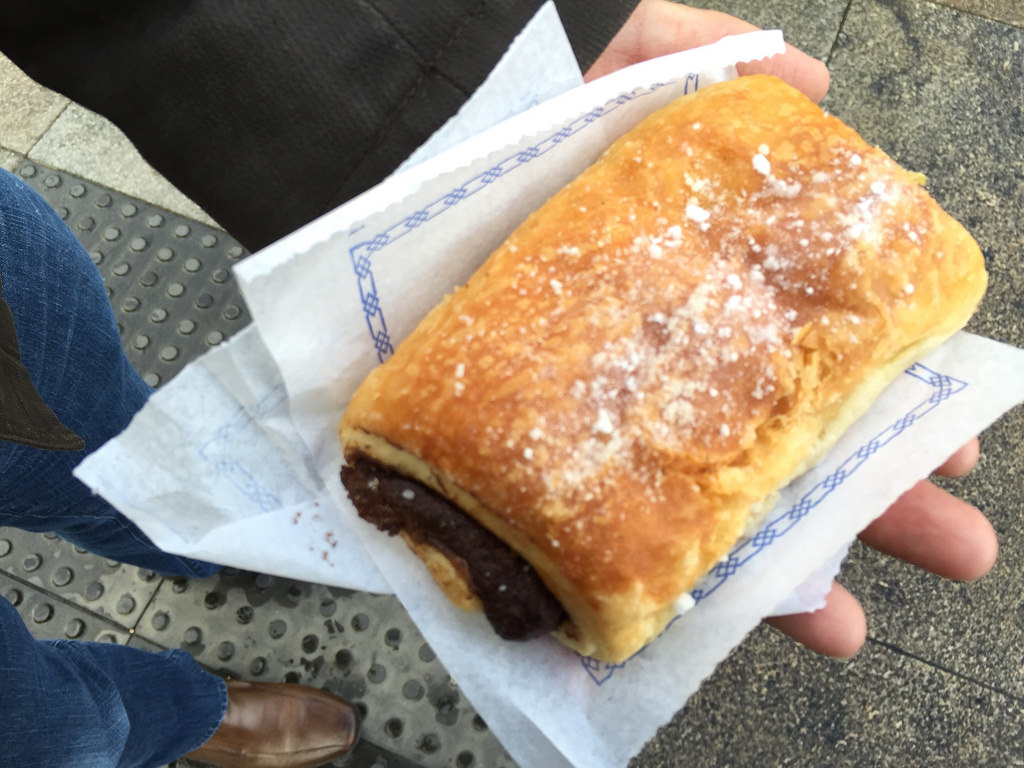 pain au chocolat