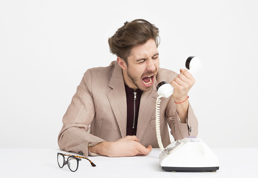 raisons qui énèrvent lors d'appel service client